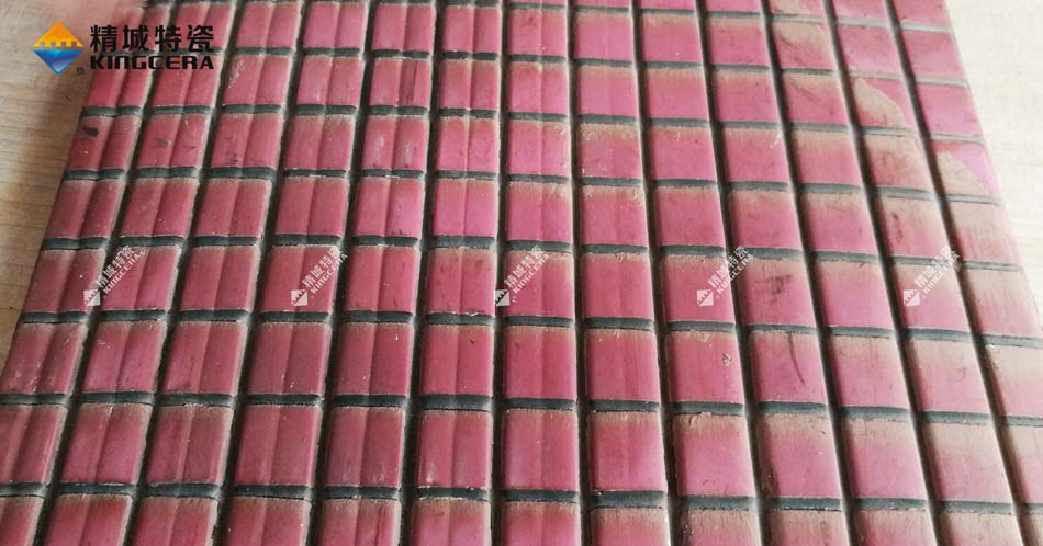 7163银河官方网址耐磨陶瓷衬板在圆筒混淆机中的应用及效果